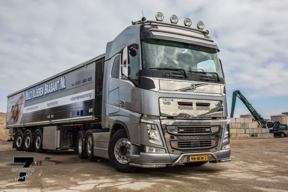 Vrachtwagen - Multi Vloeren Brabant